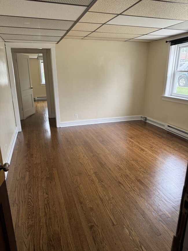 Bedroom 1 - 2659 N Monitor Ave