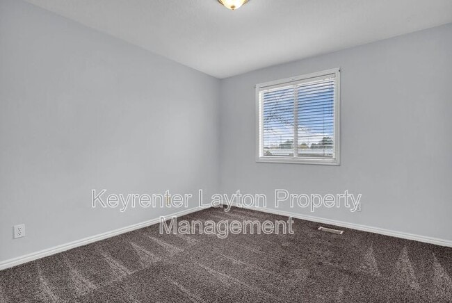 Building Photo - 2339 Lindsay Wood Ln