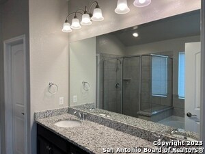 Building Photo - 105 Esslemont