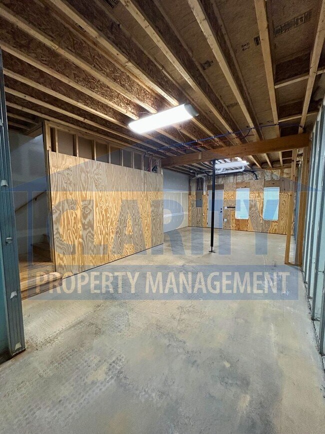 Building Photo - Modern 2-bedroom, 2.5-bath townhome