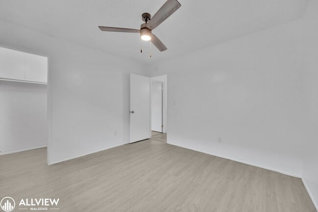 Building Photo - 9200 Harness St