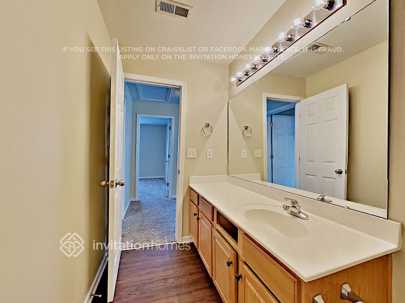 Building Photo - 5107 Abercromby St