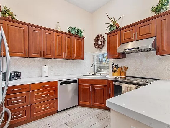 Building Photo - 735 San Fernando Pl