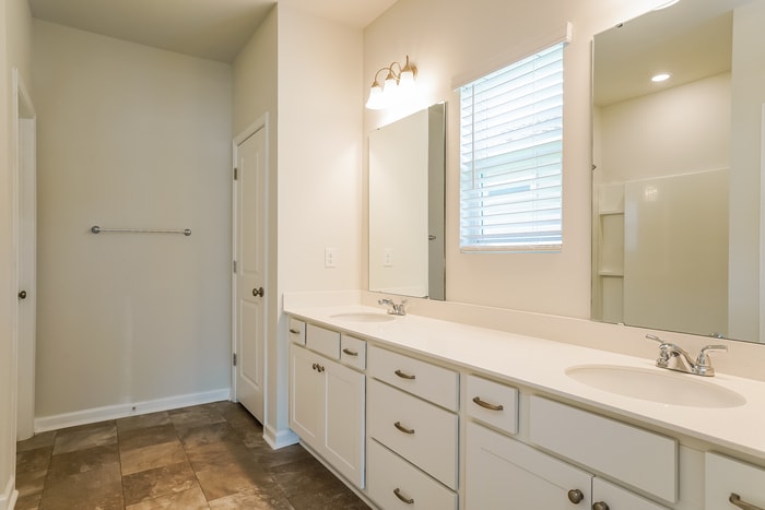 Building Photo - 348 Augustine Dr