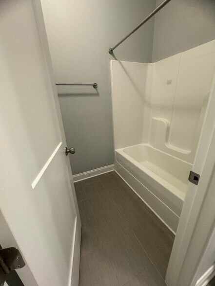 Building Photo - 3064 Flowing Creek Dr