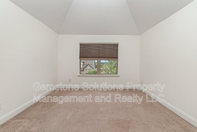Building Photo - 76 Molly Bright Ln