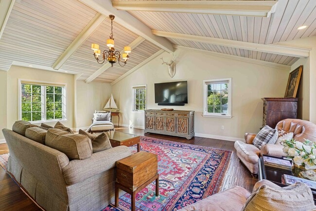 Building Photo - 5969 N Shore Dr