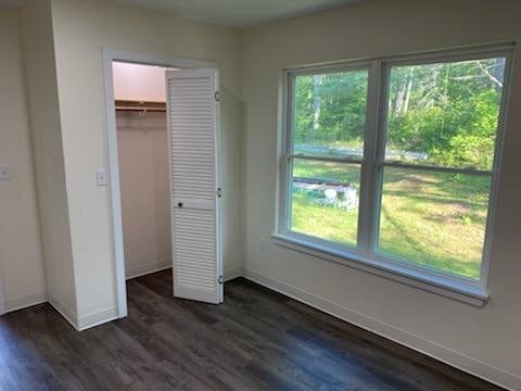 Building Photo - 332 Loggin Rd