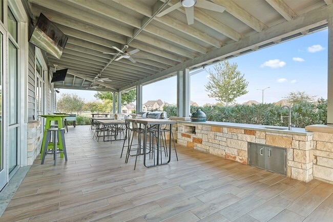 Building Photo - 5511 Orangery Ln