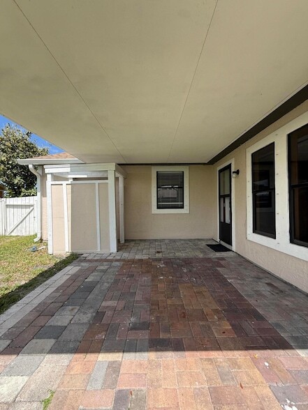 Building Photo - 1626 SW Buffum Ln