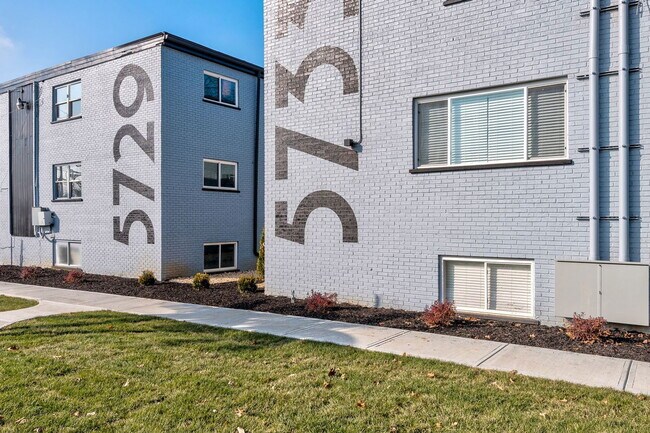 Building Photo - 5733 Montgomery Rd