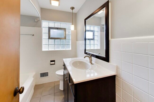 Building Photo - 3024 S Harlem Ave