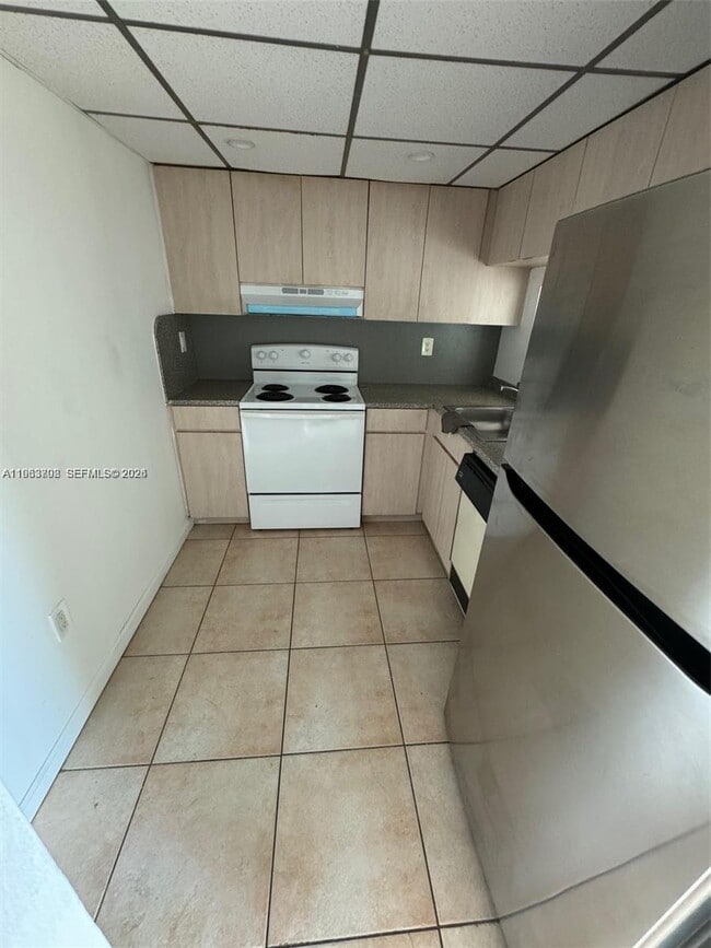 Building Photo - 11790 SW 18th St