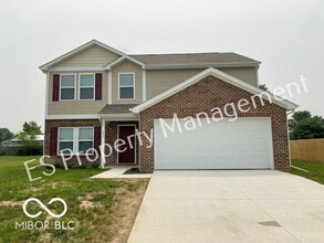Building Photo - 2913 W Kings Cyn Dr