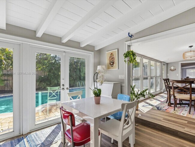 Building Photo - 2648 NE 26th Ave