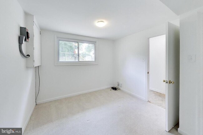 Building Photo - 11907 Hunters Ln
