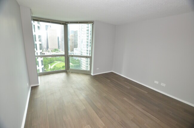 Building Photo - 195 N Harbor Dr