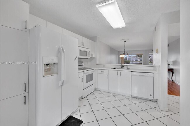 Building Photo - 7711 Trent Dr