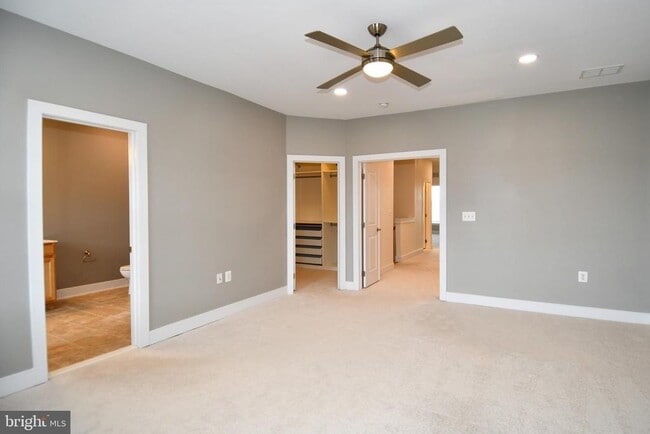 Building Photo - 2305 Main Line Blvd