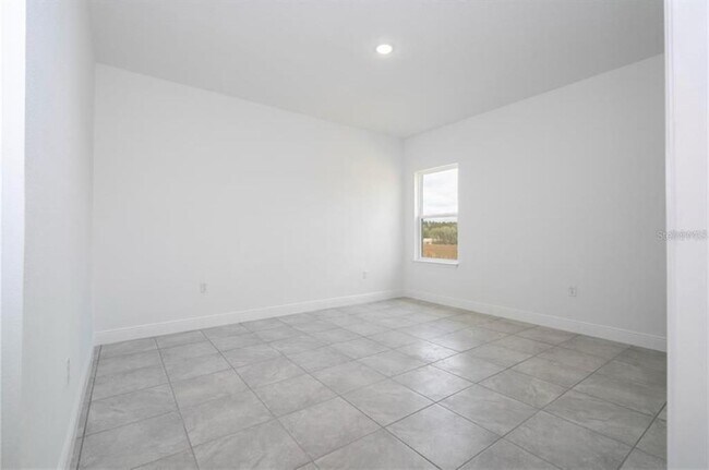 Building Photo - 2901 W Redgate Dr