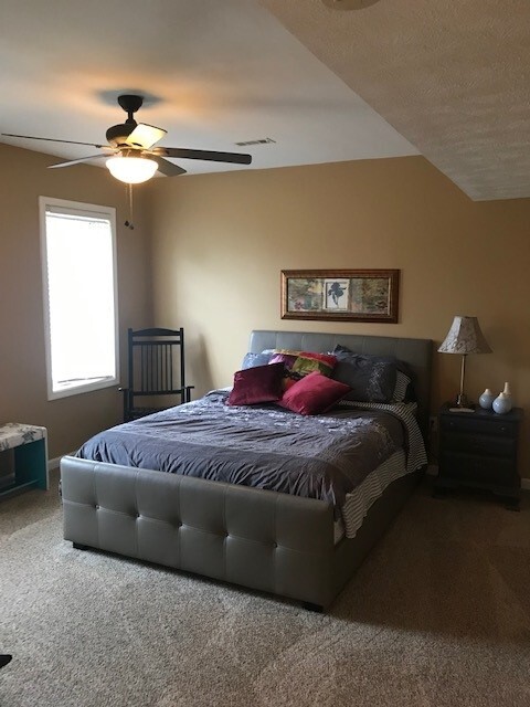 Master Bedroom - 49 Melrose Dr