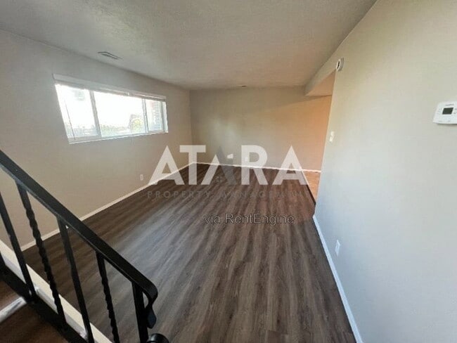 Building Photo - 5875 Highland Dr