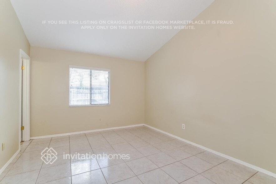 Building Photo - 155 Pinewood Cir