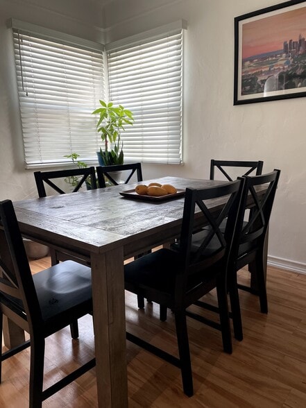 Building Photo - 2348 Warwick Ave