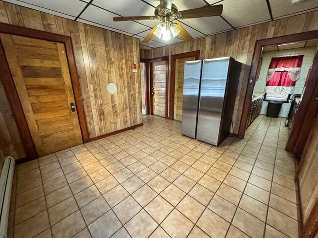 Building Photo - 44 Montgomery St