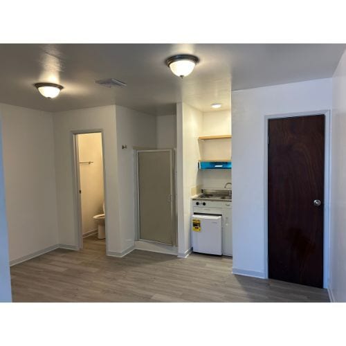 Building Photo - 1610 Rumrill Blvd