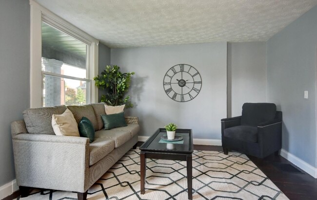 Building Photo - 1515-1517 Hawthorne