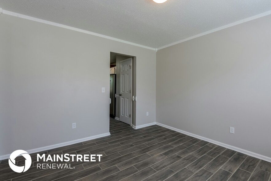 Building Photo - 4021 Landerwood Dr
