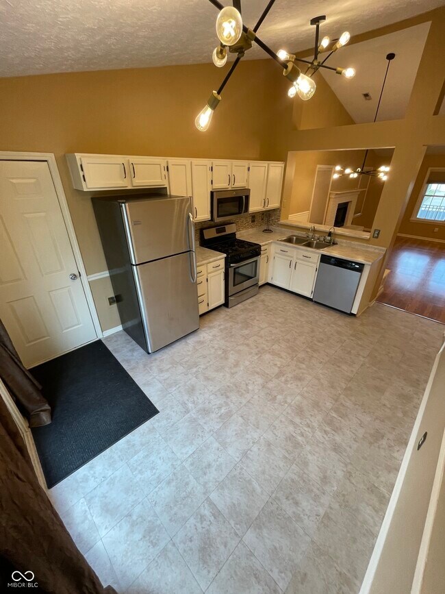 Building Photo - 11135 Founders Pl