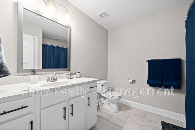 Building Photo - 764 Lillian Grace Dr
