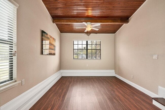 Building Photo - 4521 S Lois Ave