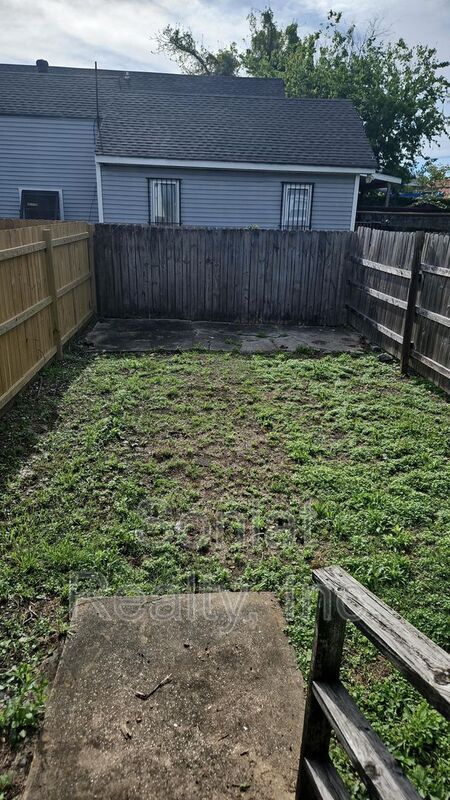 Building Photo - 1910 Elysian Fields Ave