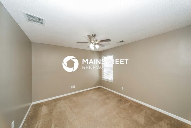 Building Photo - 3 Bedroom Pet-Friendly Home in CORDOVA, TN with Main Street Renewal