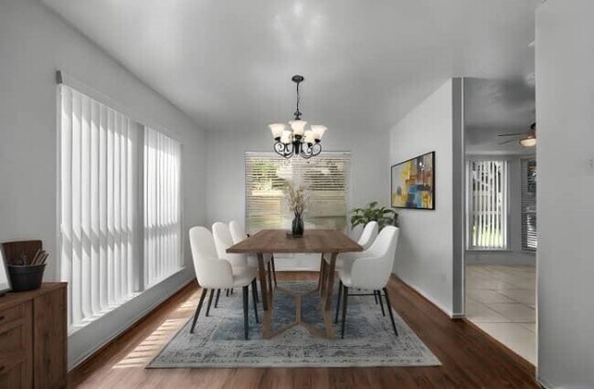 Building Photo - 16311 Salinas Ln