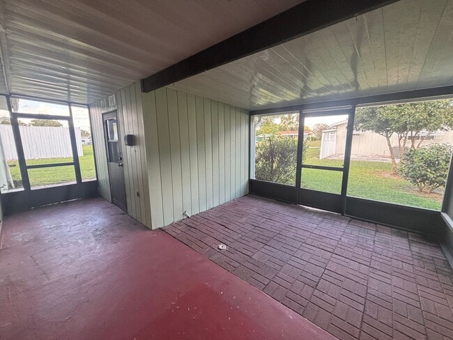 Building Photo - Corner lot house in 55+ community