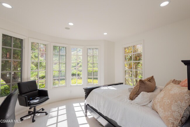 Building Photo - 2443 Swanfield Ct