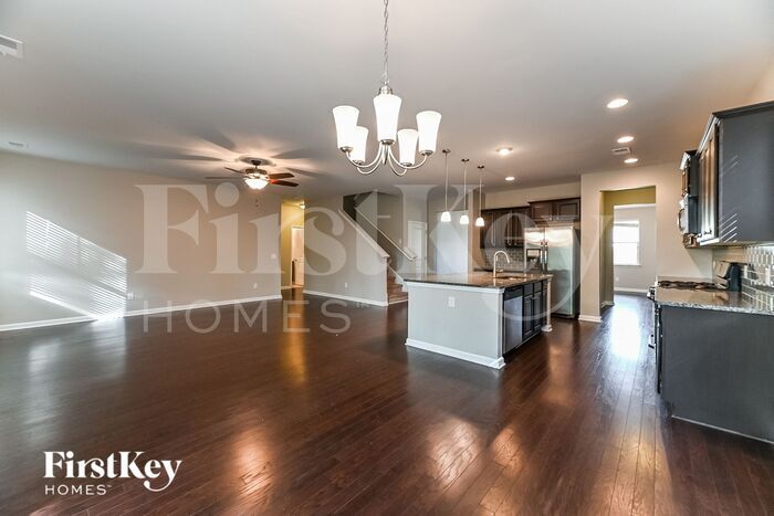 Building Photo - 203 Sabal Palmetto Ct