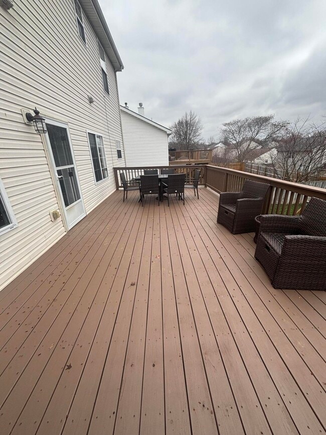 Building Photo - 2688 Woodlawn Way