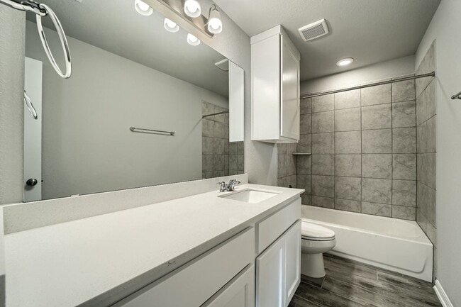 Building Photo - 2924 Sage Ranch Dr