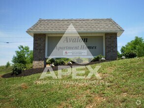 Building Photo - AVALON APARTMENT HOMES---2BD - 1BA Apartme...