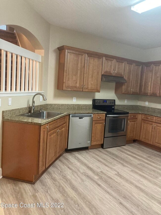 Building Photo - 3240 Merrimac Ln