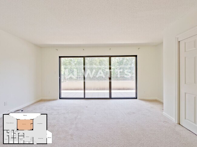 Building Photo - Spacious 2-Bed, 2-Bath Condo at Regency Terrace