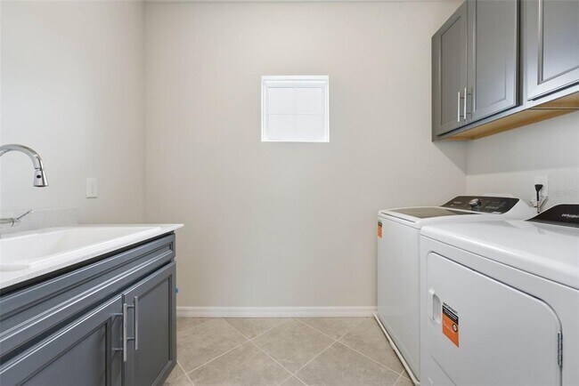 Building Photo - 8369 Fenton St