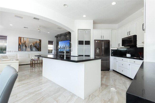 Building Photo - 19250 SW 30th St