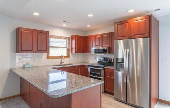 Building Photo - 1058 Hunters Run Dr