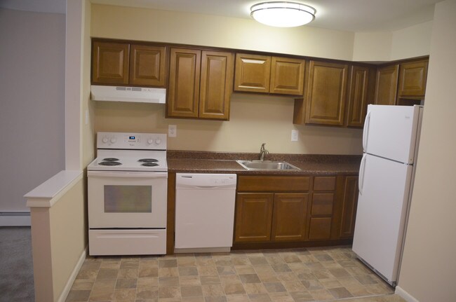 Building Photo - 17 East